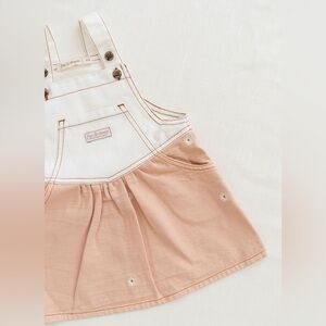 Fin & Vince Organic Cotton Pinafore / Overall Dress – Peach White Daisy – 2/3